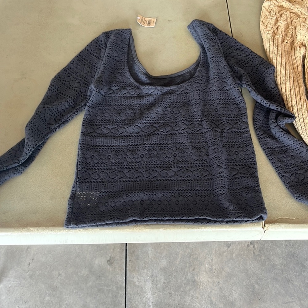 AE blue shirt